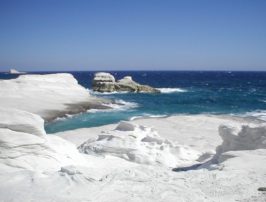 Σφίγγει ο κλοιός «αξιοποίησης» πλούτου
