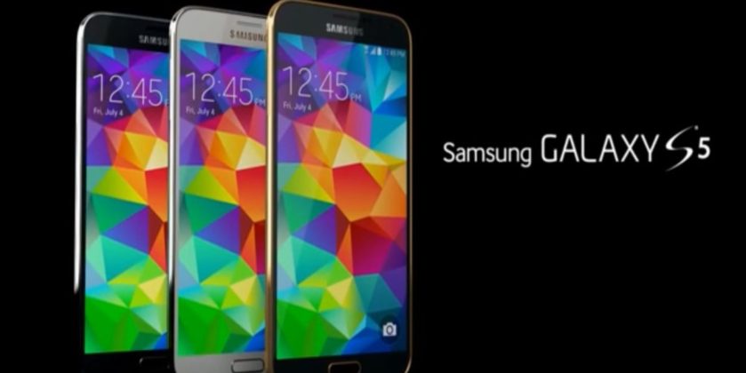 Η Samsung «χτυπάει» την Apple